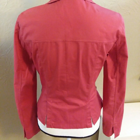 Jacket - Picture 3 of 4